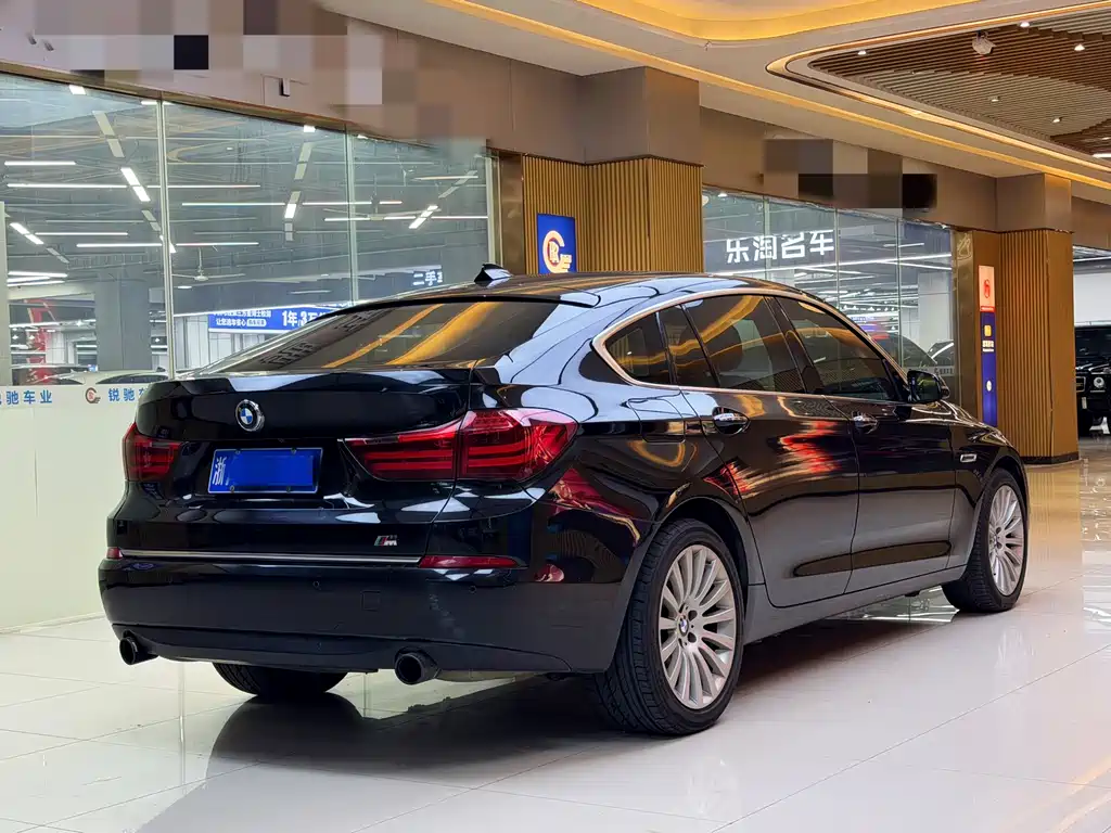 BMW 5 Series GT — миниатюра 5