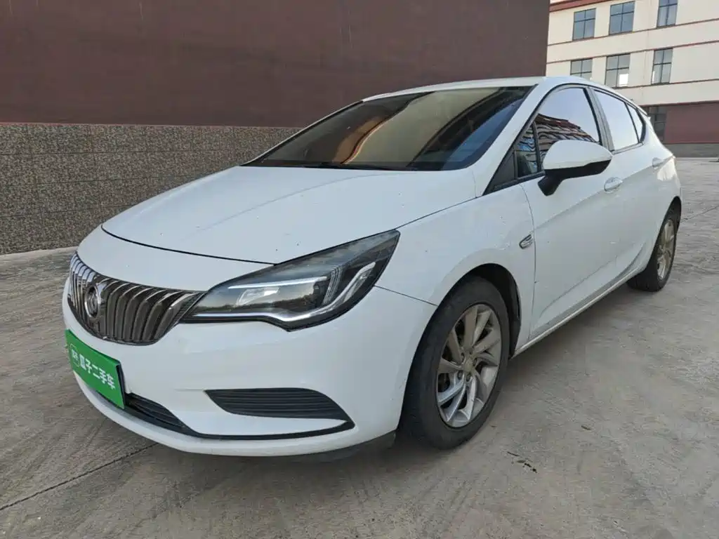 Buick Verano — миниатюра 2