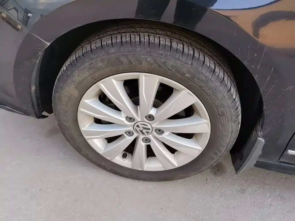 Volkswagen Sagitar — миниатюра 23