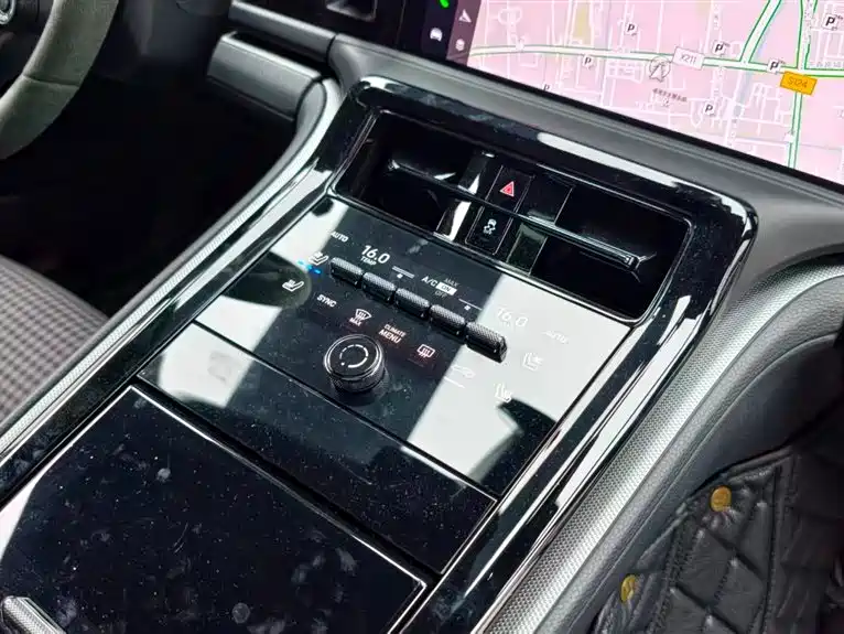 Porsche Panamera — миниатюра 12