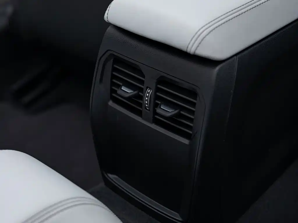 BMW M4 — миниатюра 20