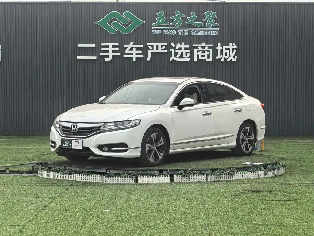 Honda Spirior 2015
