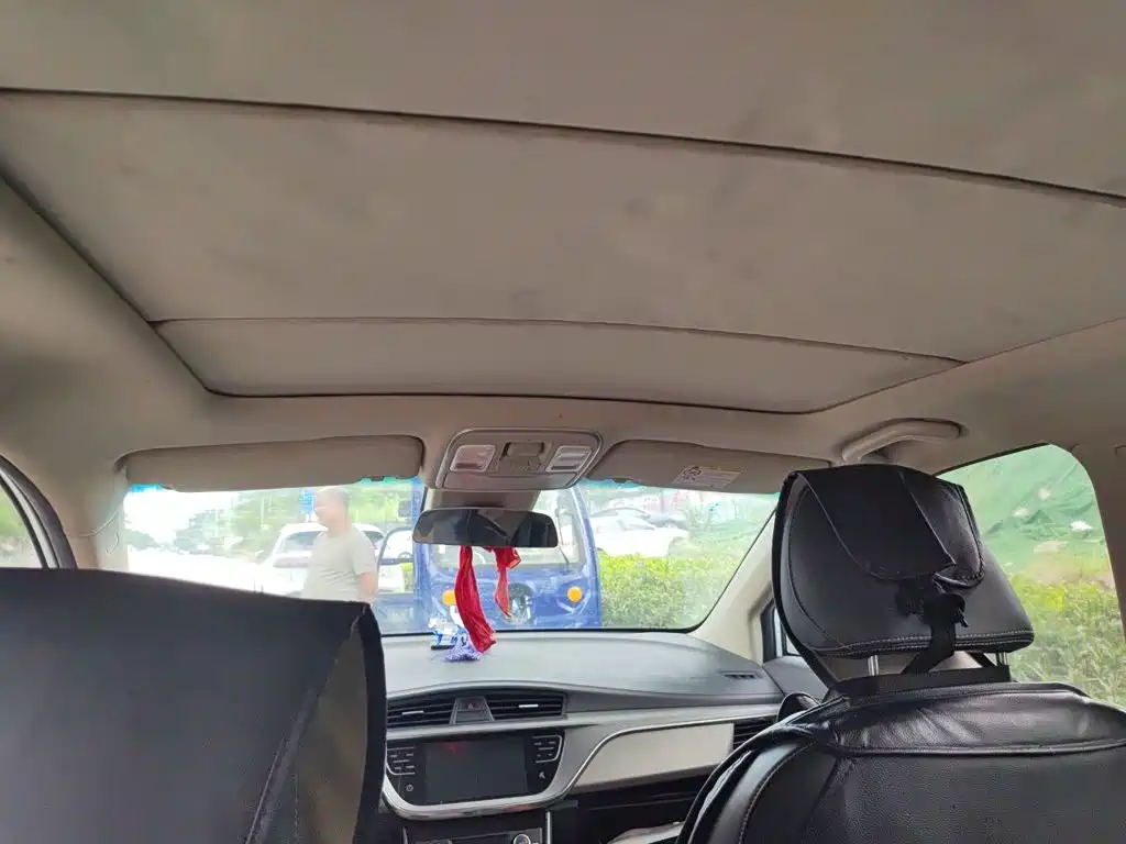 Geely Emgrand GS — миниатюра 9