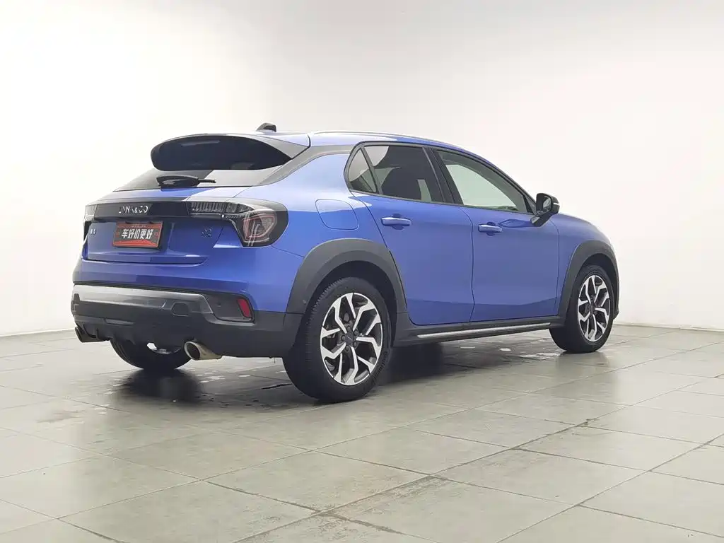 Lynk & Co 02 — миниатюра 2