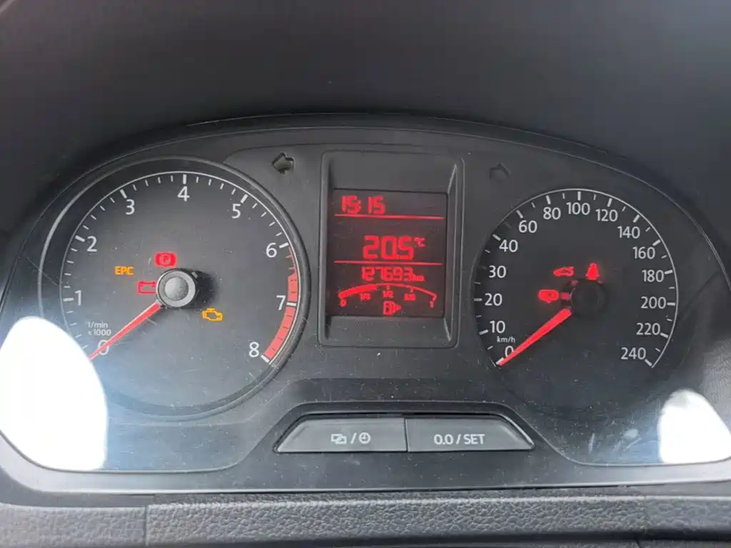 Volkswagen Jetta — миниатюра 12