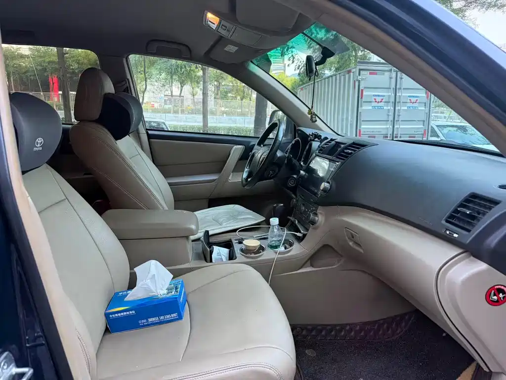 Toyota Highlander — миниатюра 7