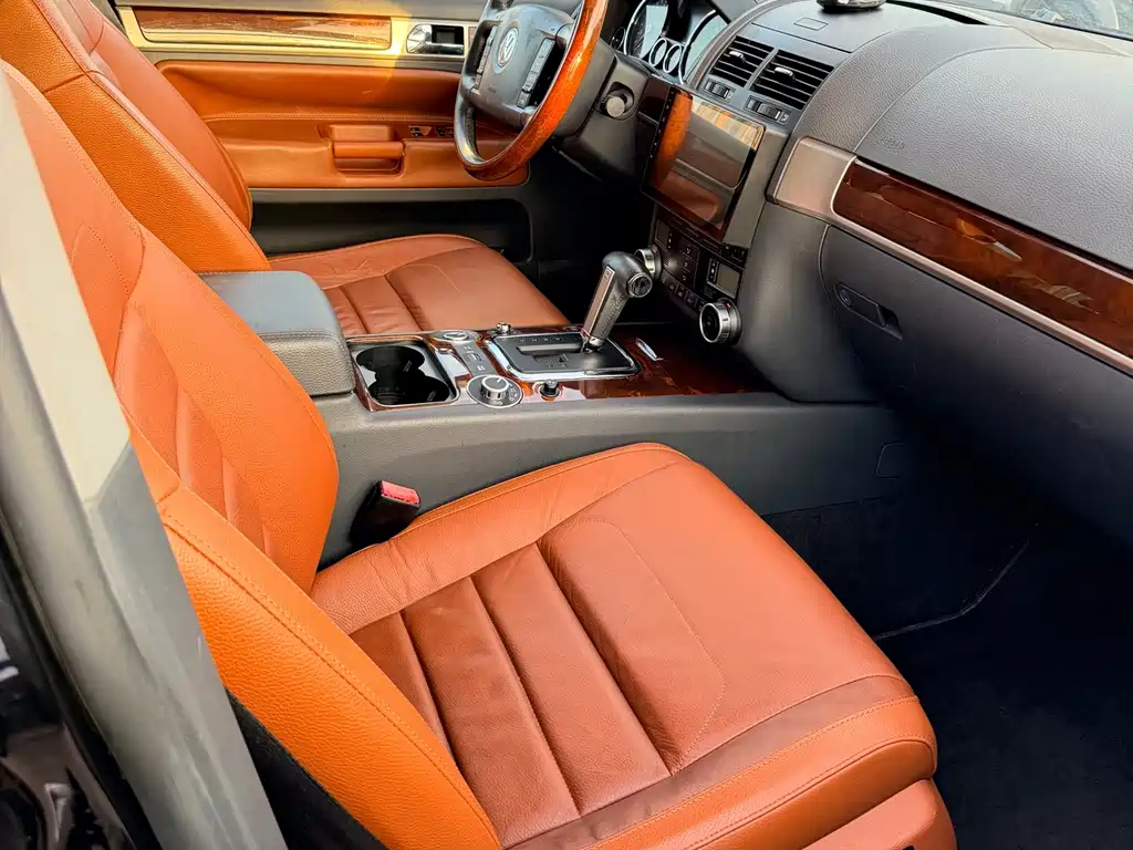 Volkswagen Touareg — миниатюра 18