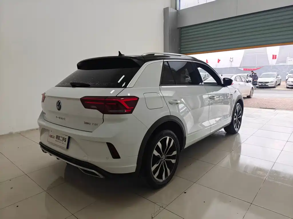 VOLKSWAGEN T ROC EXPLORING SONGS