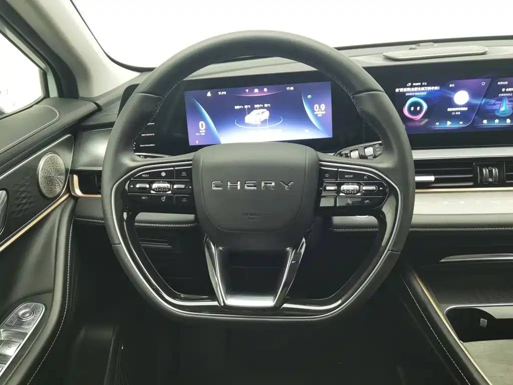 Chery Omoda — миниатюра 11