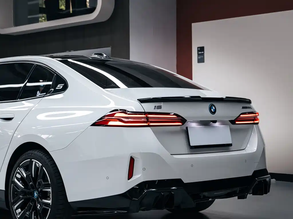 BMW i5 2024 eDrive 35L Premium M Sport