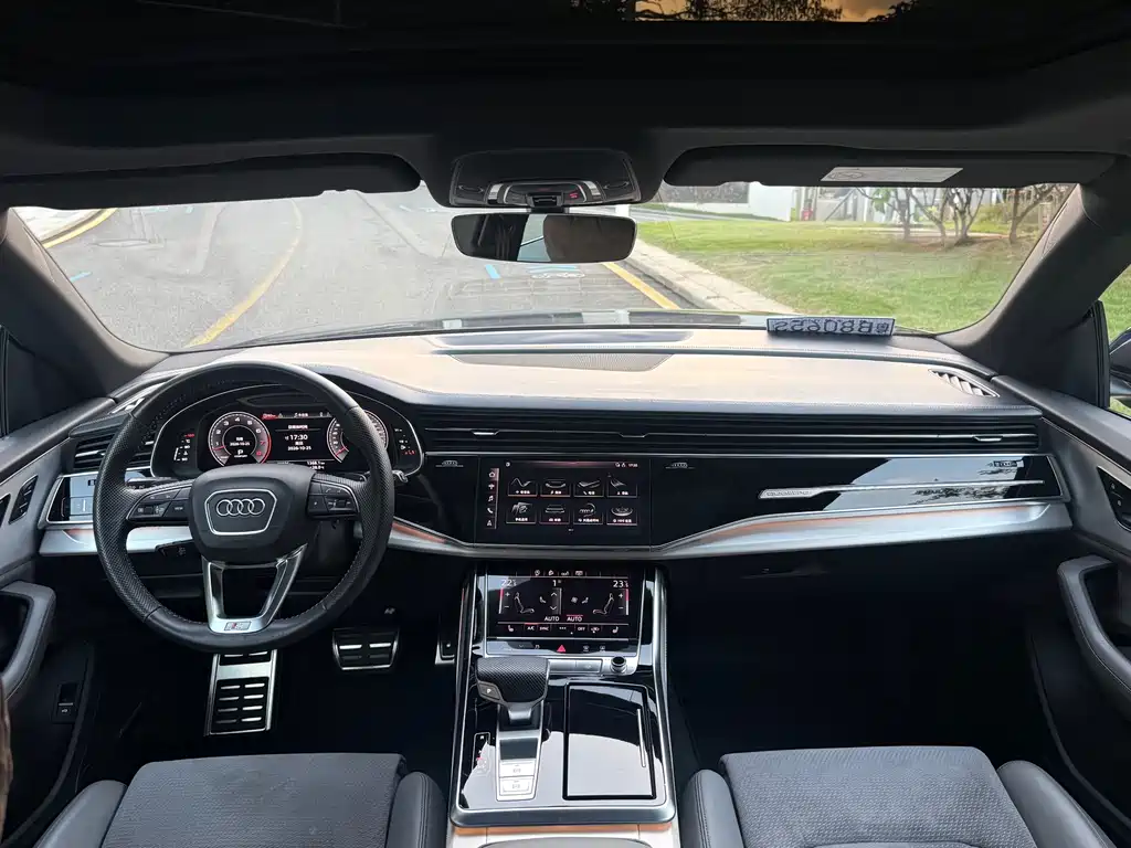 Audi Q8 — миниатюра 3
