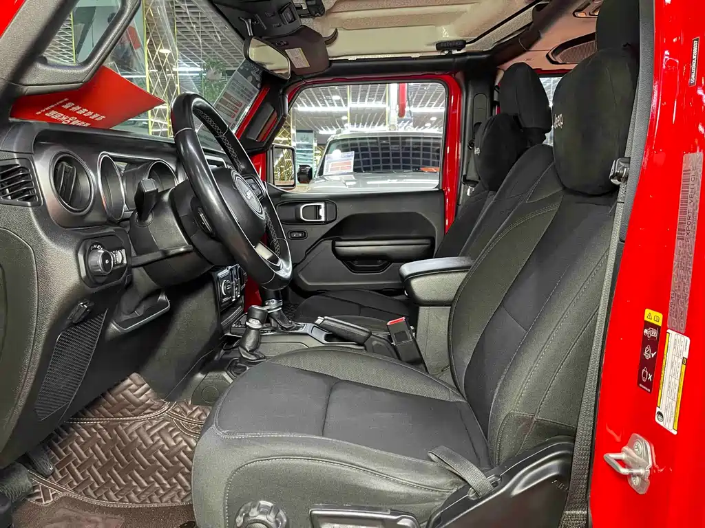 Jeep Wrangler — миниатюра 5