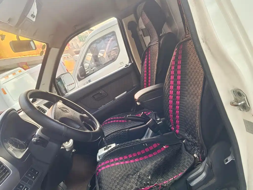 CHANGAN CHANGAN STAR 9EV