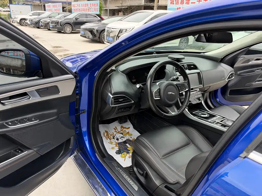Jaguar XEL — миниатюра 7