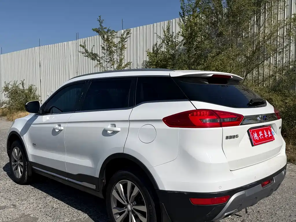 Geely Boyue — миниатюра 7