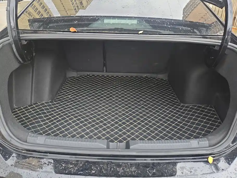 Volkswagen Lavida — миниатюра 4