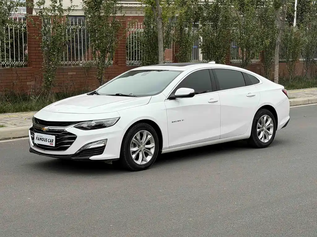 Chevrolet Malibu XL