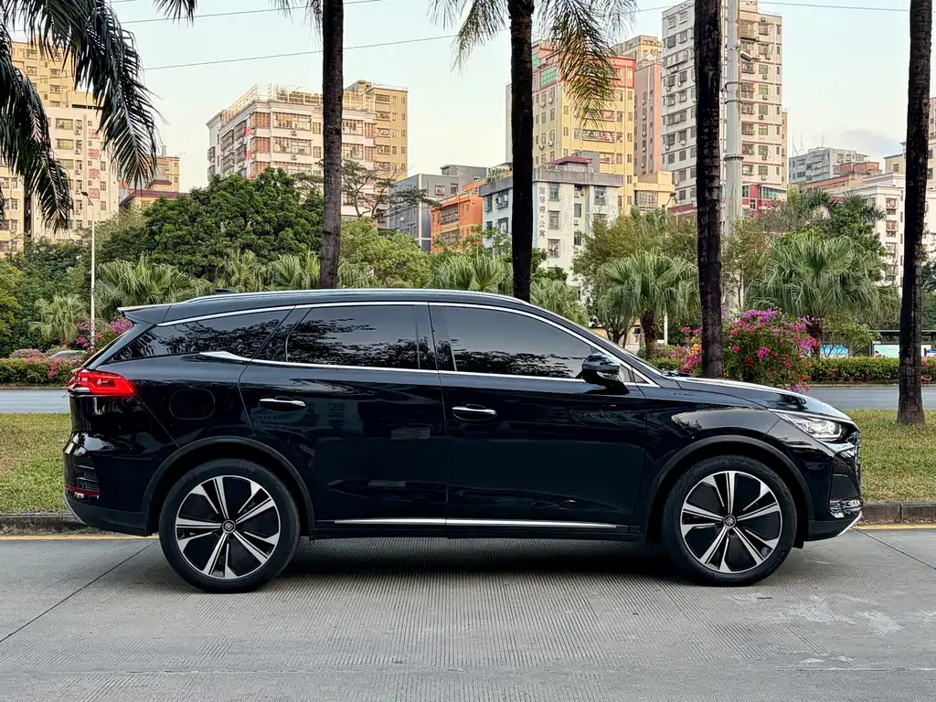 BYD Tang New Energy — миниатюра 7