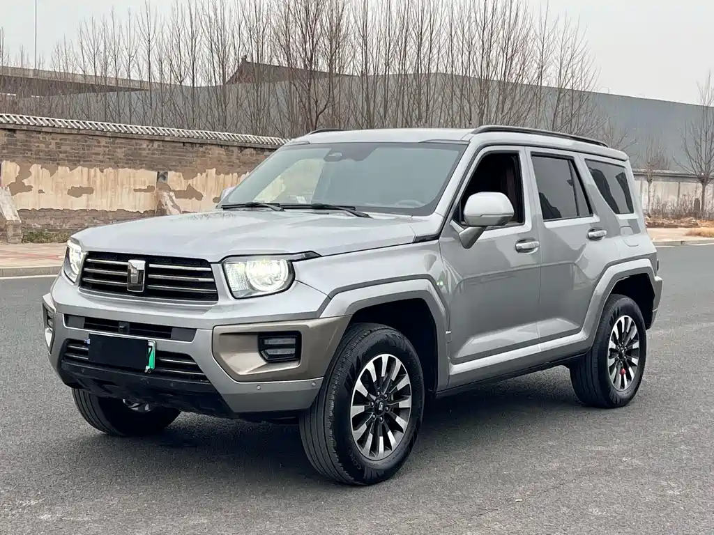 TANK TANK 700 NEW ENERGY