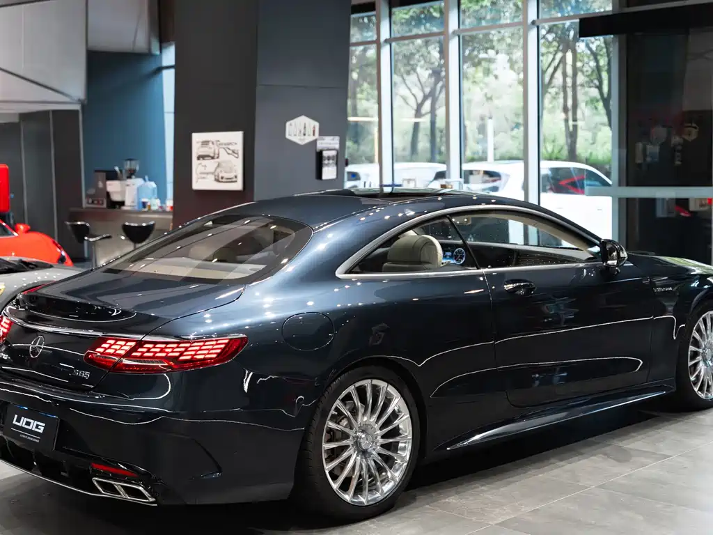 Mercedes-Benz S-Class — миниатюра 9