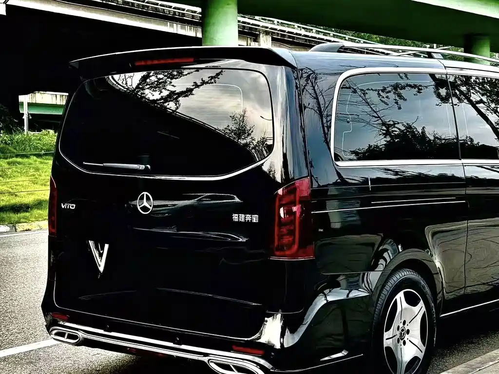 Mercedes-Benz Vito — миниатюра 15