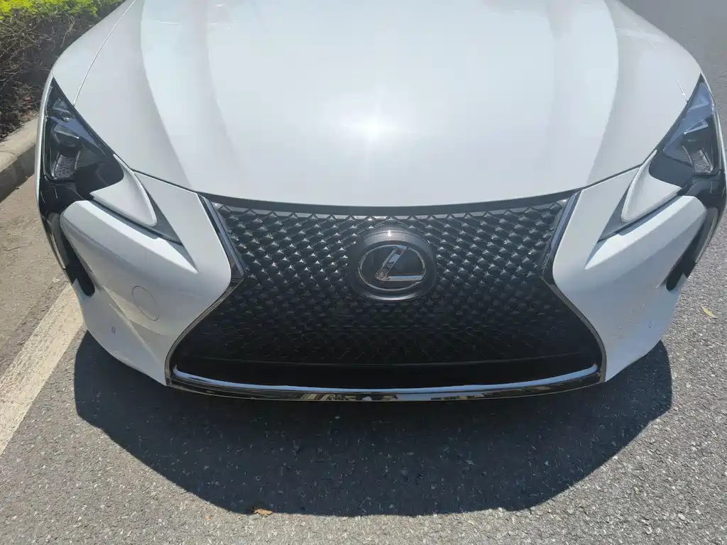 LEXUS LC