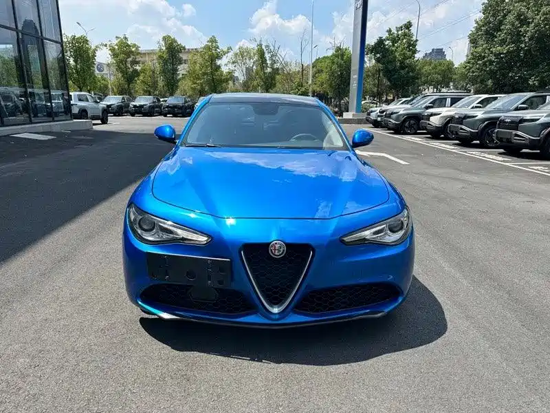 ALFA ROMEO GIULIA