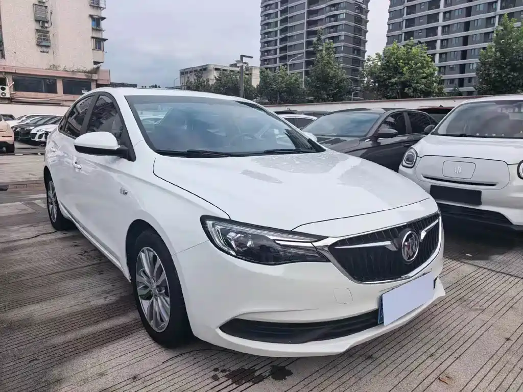 Buick Excelle — миниатюра 2