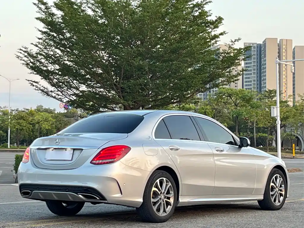 Mercedes-Benz C-Class — миниатюра 7