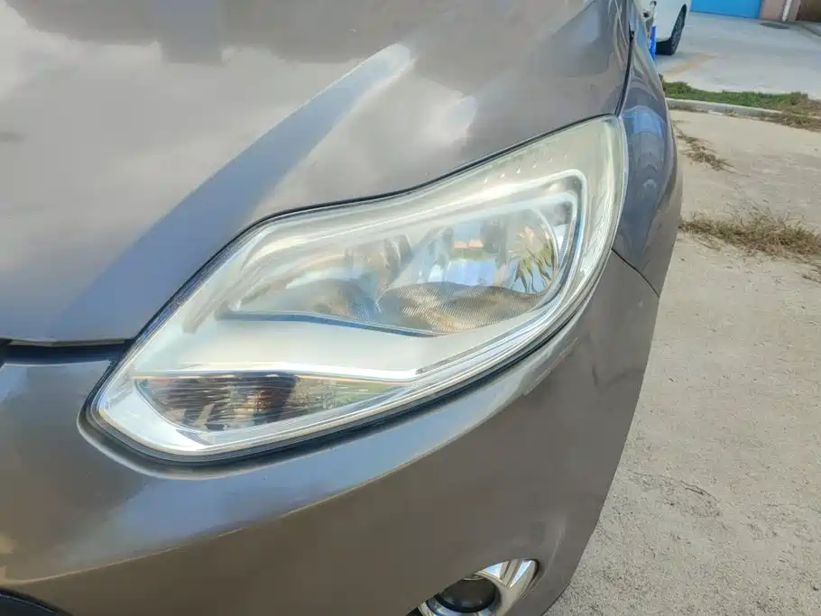 Ford Focus — миниатюра 5