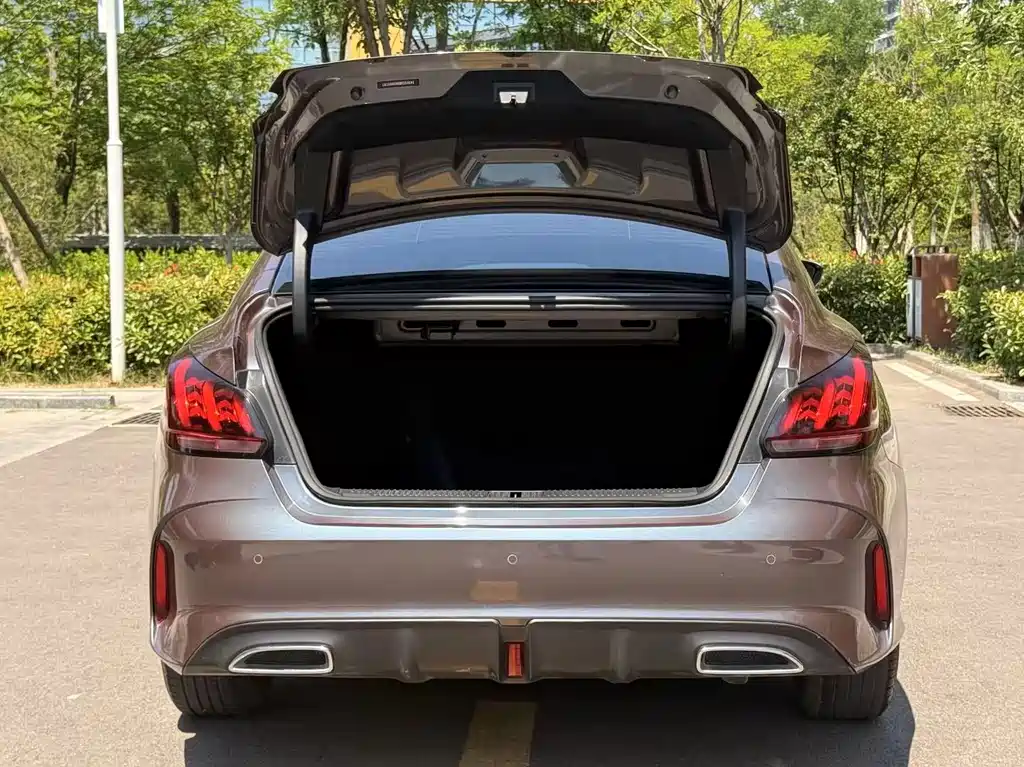 MG MG5 180DVVT Manual Youth Luxury Edition, фото 9