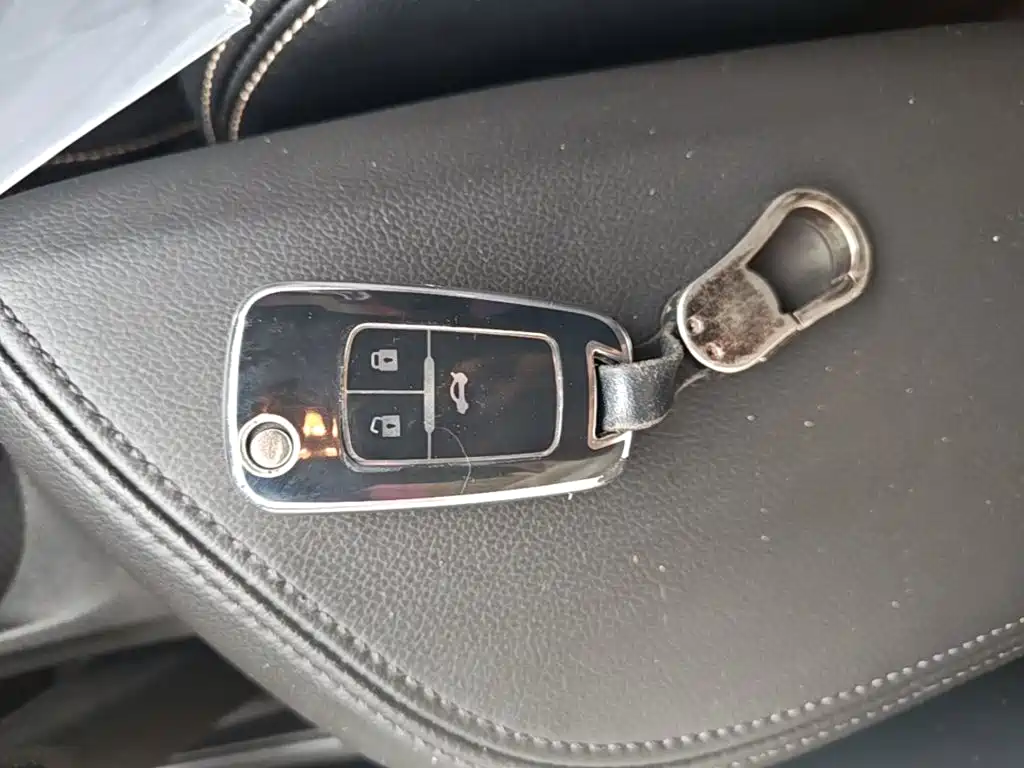 Buick Excelle — миниатюра 9