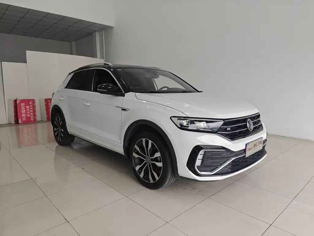 VOLKSWAGEN T ROC EXPLORING SONGS