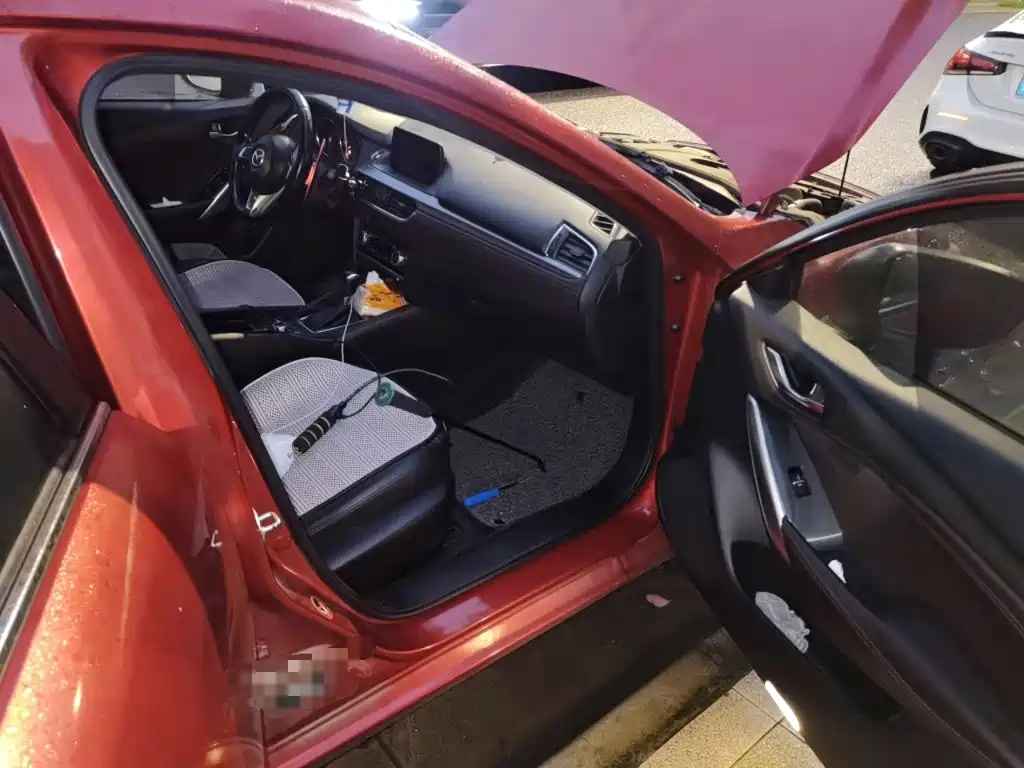 Mazda Atenza — миниатюра 18