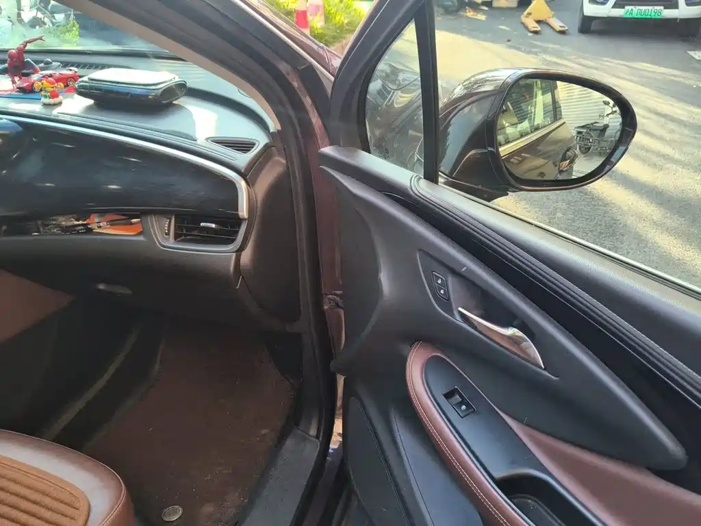Buick Envision Plus — миниатюра 19