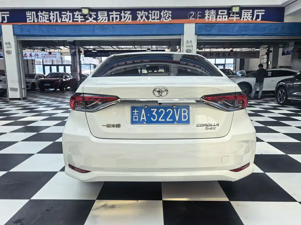 Toyota Corolla — миниатюра 5