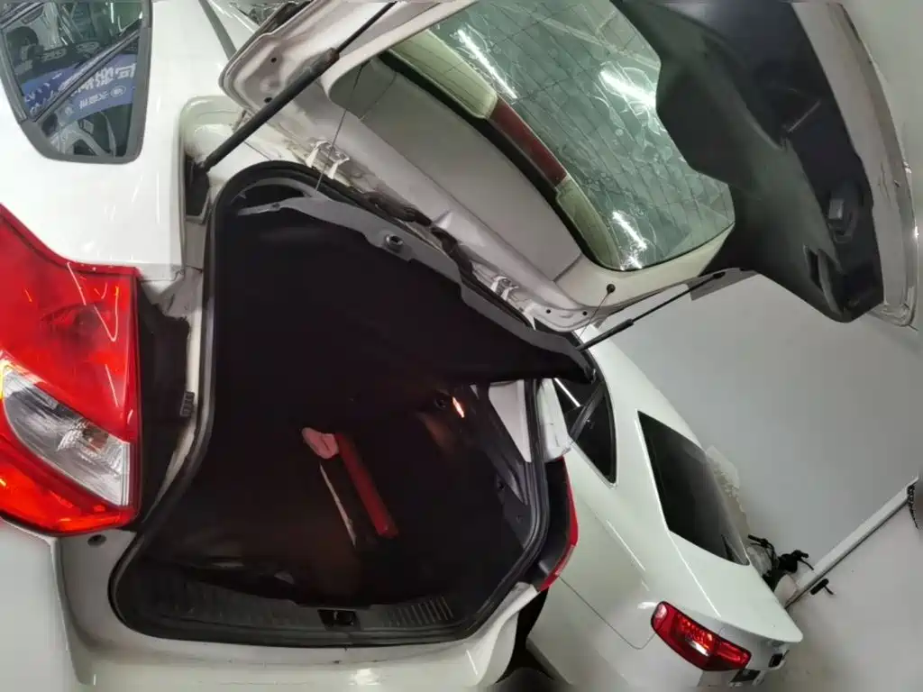 Ford Focus — миниатюра 24