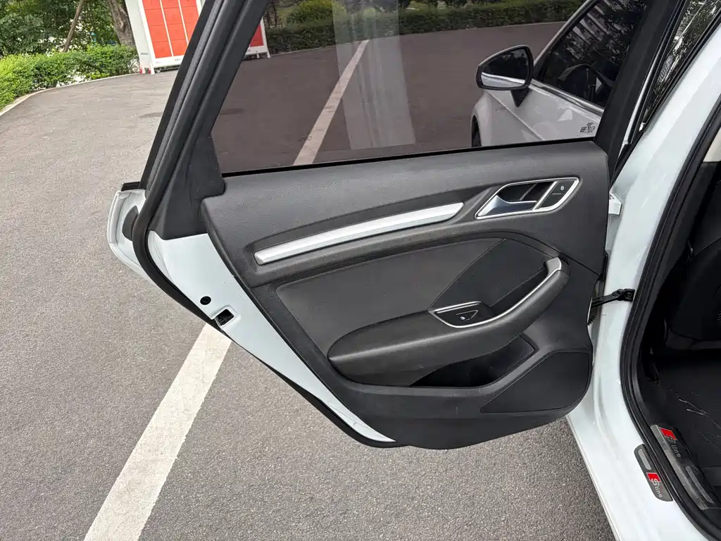 Audi A3 — миниатюра 10