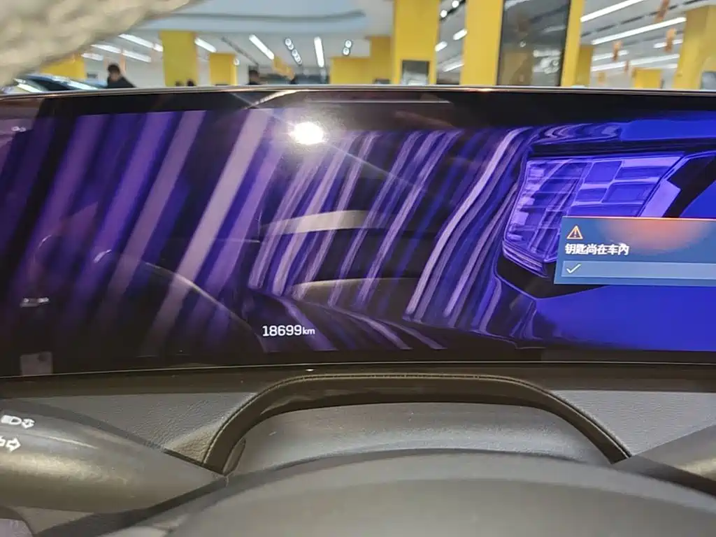 Cadillac CT5 — миниатюра 12