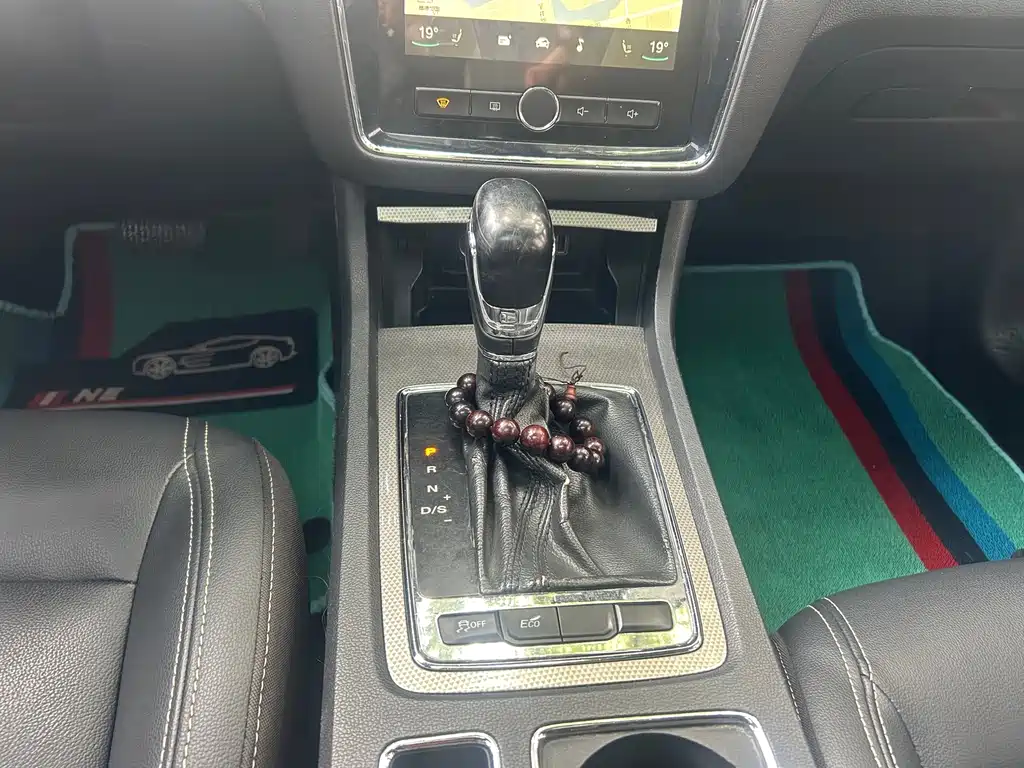 Roewe i6 Classic — миниатюра 8