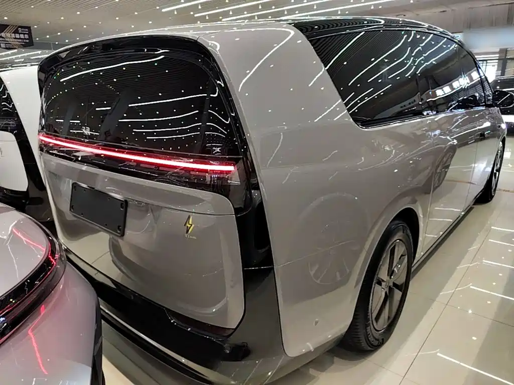 Li Auto Li MEGA — миниатюра 7