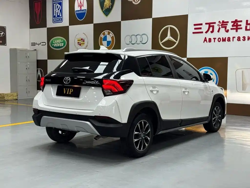 Toyota Yaris L — миниатюра 6