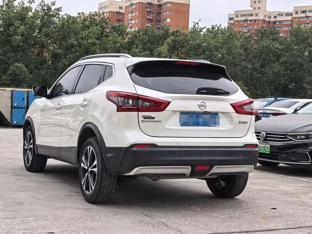Nissan Qashqai — миниатюра 3