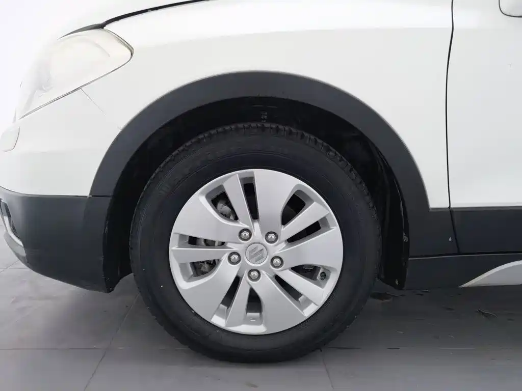 Suzuki S-Cross — миниатюра 17
