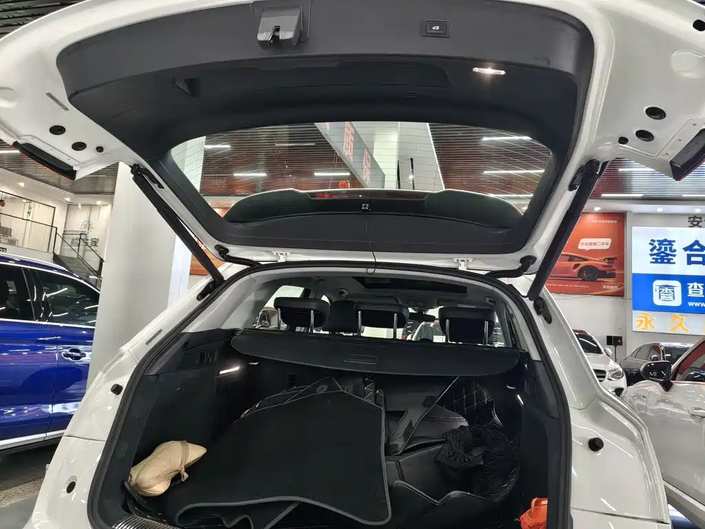 Audi Q5L — миниатюра 17