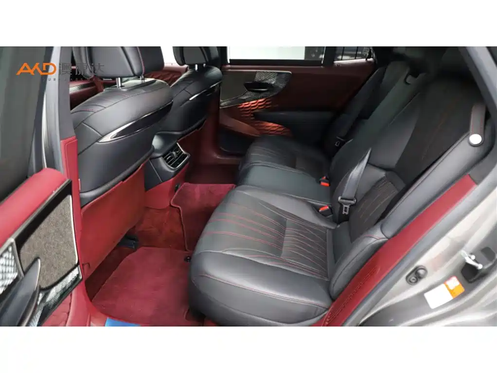 Lexus LS — миниатюра 7