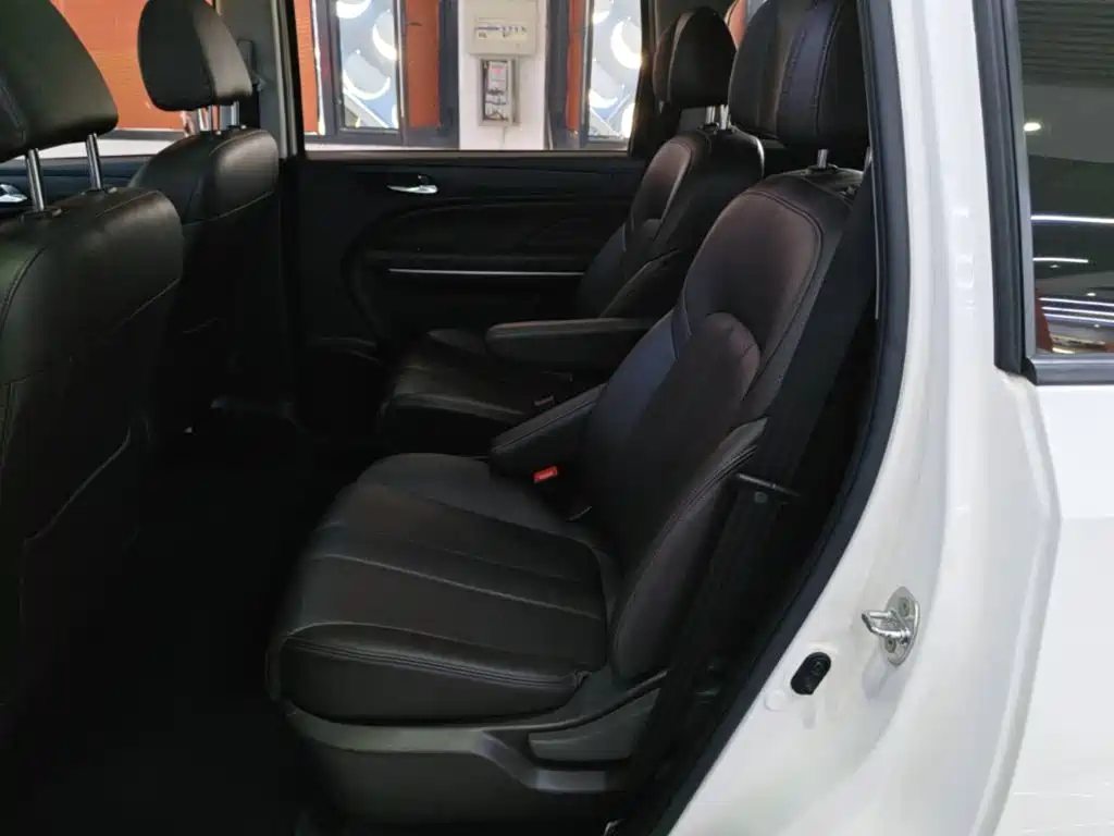 GAC Motor Trumpchi M6 — миниатюра 17