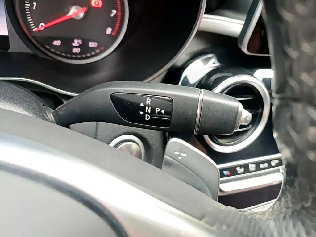 Mercedes-Benz C-Class — миниатюра 14