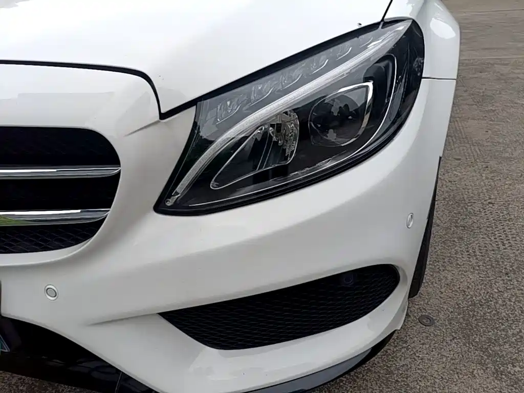 Mercedes-Benz C-Class — миниатюра 24