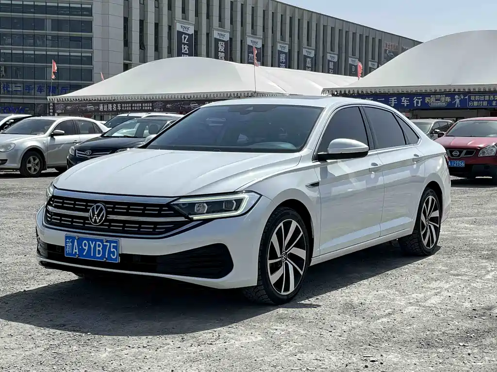 Volkswagen Sagitar 2023